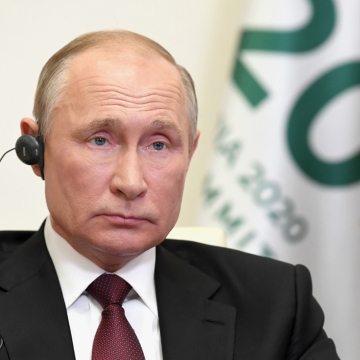 Единство и борьба противоположностей в речи Владимира Путина на виртуальной «двадцатке»