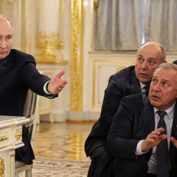 Олигархам пришло время определиться